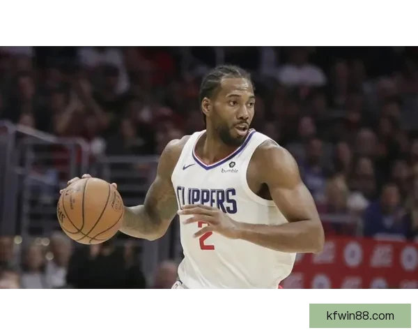 快船莱昂纳德绝杀步行者0.4秒中投带队逆转24分惊险胜