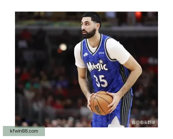 比塔泽犯规导致兰代尔脚踝高位扭伤预计缺阵两周以上